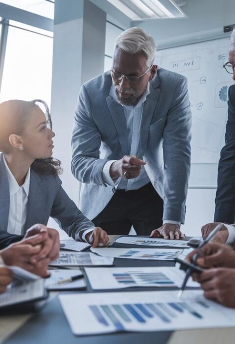 Zarządzanie konfliktami w miejscu pracy: Kluczowe strategie i techniki